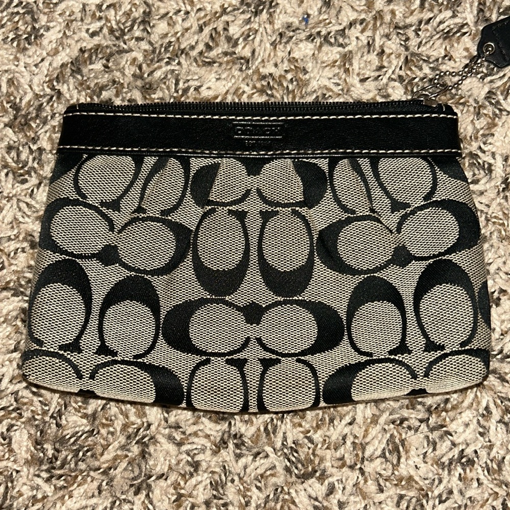 Coach Pouch